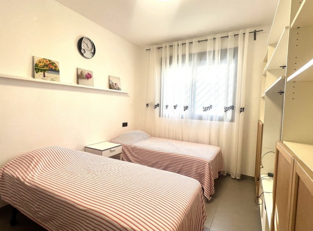 Wiederverkauf - Wohnung - Orihuela - La Zenia