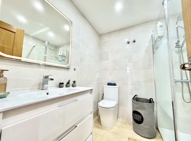 Wederverkoop - Appartement - Villamartin - Pau 8