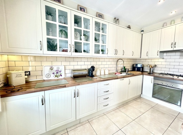 Resale - Villa - Orihuela - Villamartin