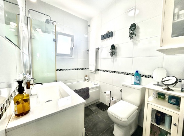 Resale - Villa - Orihuela - Villamartin