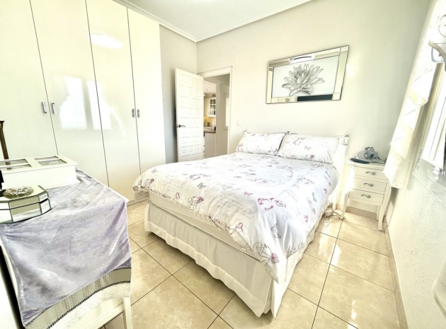 Resale - Villa - Orihuela - Villamartin