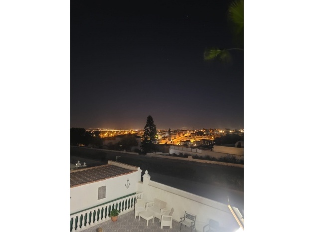 Resale - Villa - Orihuela - Villamartin