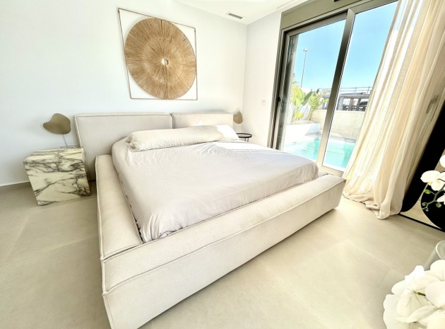 Resale - Villa - San Miguel de Salinas - San Miguel de Salinas Centro