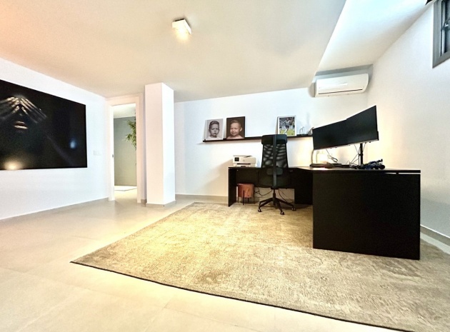 Resale - Villa - San Miguel de Salinas - San Miguel de Salinas Centro