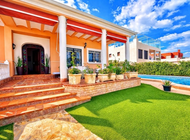 Wederverkoop - Villa - Torrevieja - La Mata