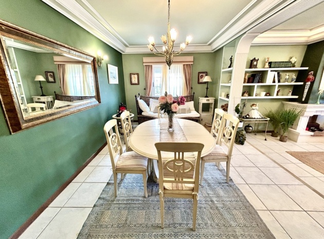 Wederverkoop - Villa - Torrevieja - La Mata