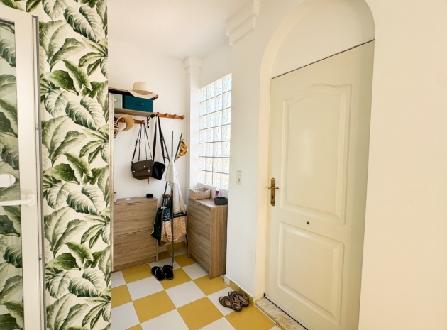 Resale - Villa - Torrevieja - Torrevieja Centro