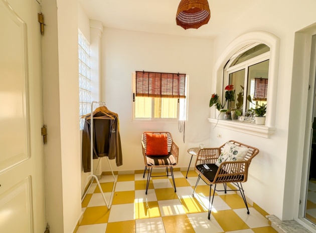 Resale - Villa - Torrevieja - Torrevieja Centro