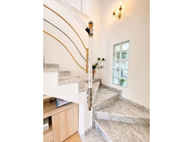 Resale - Villa - Torrevieja - Torrevieja Centro