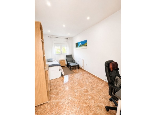 Resale - Villa - Torrevieja - Torrevieja Centro