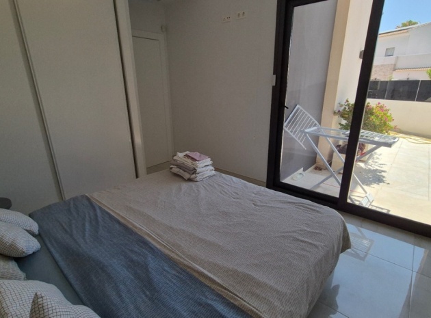 Återförsäljning - Villa - Torrevieja - Torrevieja Centro