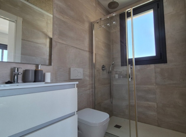 Återförsäljning - Villa - Torrevieja - Torrevieja Centro