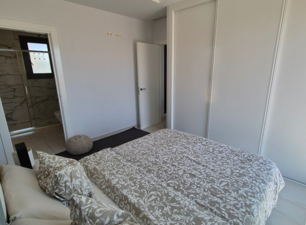 Återförsäljning - Villa - Torrevieja - Torrevieja Centro