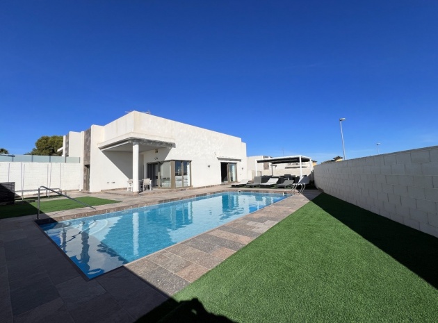 Wiederverkauf - Villa - Orihuela - Orihuela Costa