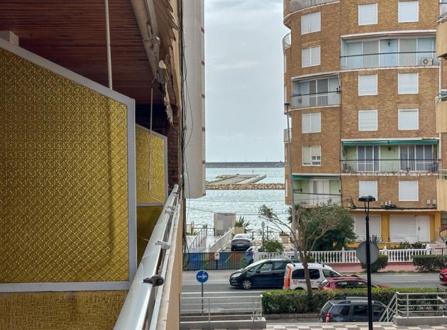 Wiederverkauf - Wohnung - Torrevieja - Torrevieja Centro