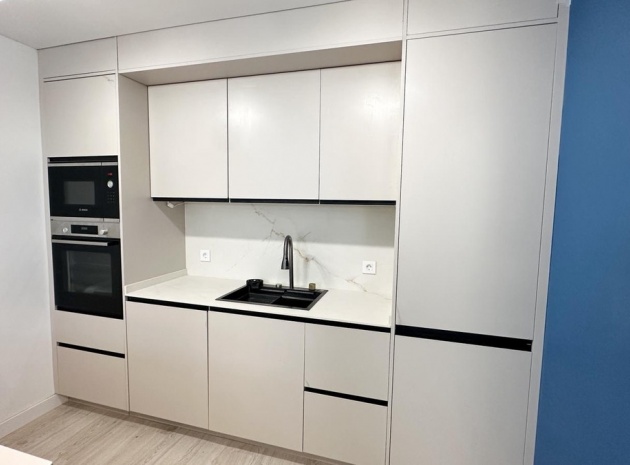 Wiederverkauf - Wohnung - Torrevieja - Torrevieja Centro