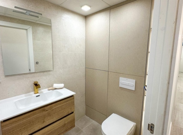 Wiederverkauf - Wohnung - Torrevieja - Torrevieja Centro