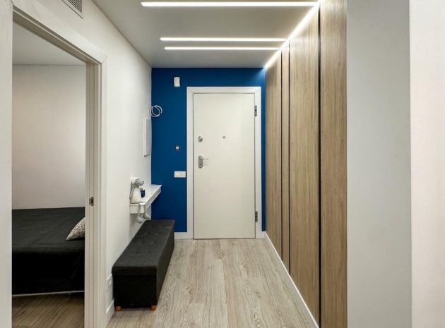 Wiederverkauf - Wohnung - Torrevieja - Torrevieja Centro