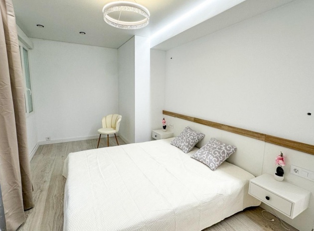 Wiederverkauf - Wohnung - Torrevieja - Torrevieja Centro