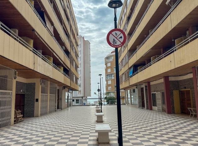 Wiederverkauf - Wohnung - Torrevieja - Torrevieja Centro