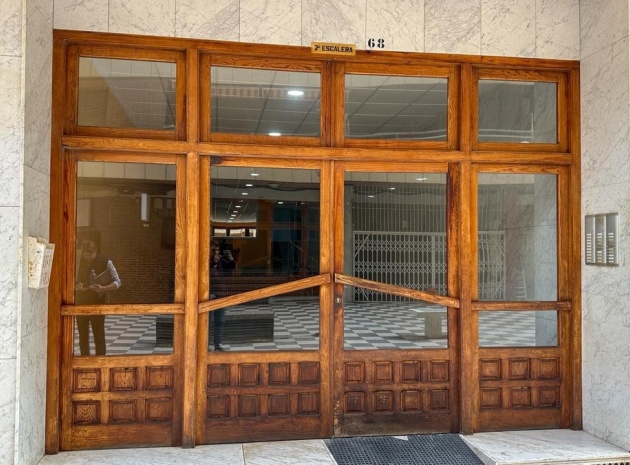 Wiederverkauf - Wohnung - Torrevieja - Torrevieja Centro