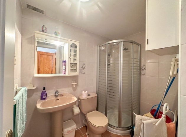 Resale - Apartment - Torrevieja - Torrevieja Centro