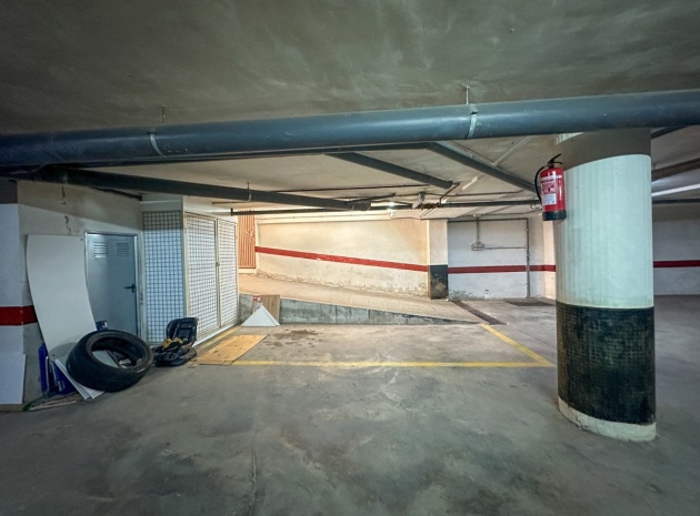 Resale - Apartment - Torrevieja - Torrevieja Centro