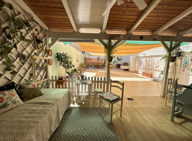 Resale - Apartment - Torrevieja - Torrevieja Centro