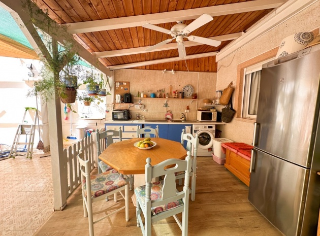 Resale - Apartment - Torrevieja - Torrevieja Centro