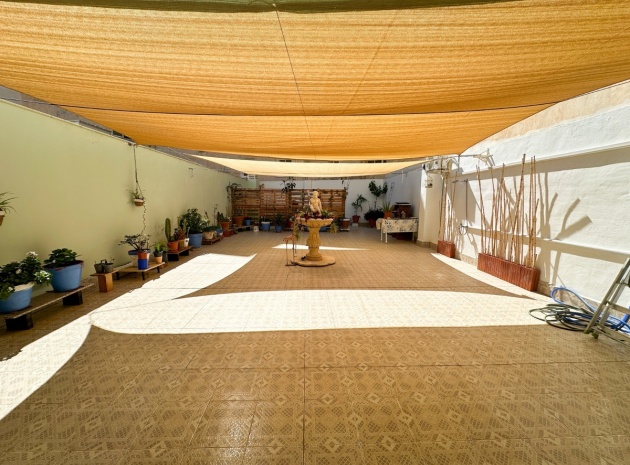 Resale - Apartment - Torrevieja - Torrevieja Centro