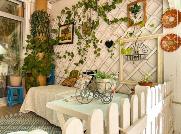 Resale - Apartment - Torrevieja - Torrevieja Centro