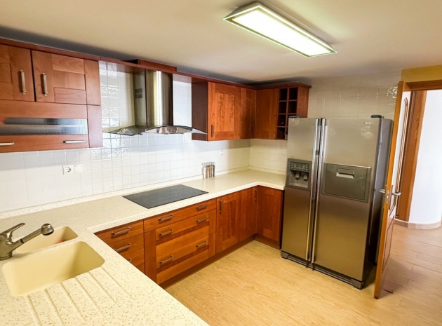 Resale - Apartment - Torrevieja - Playa De Los Locos