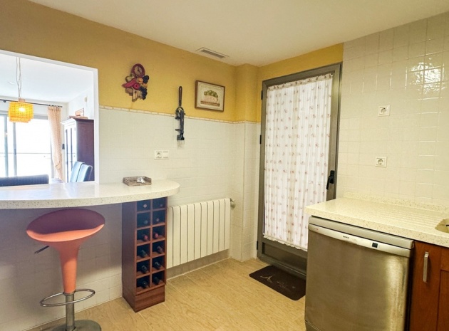 Resale - Apartment - Torrevieja - Playa De Los Locos