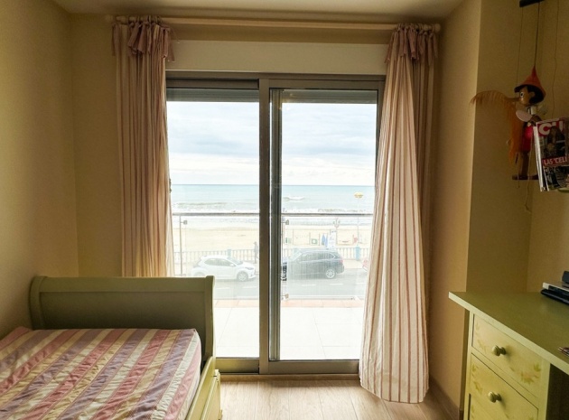 Resale - Apartment - Torrevieja - Playa De Los Locos