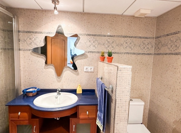 Resale - Apartment - Torrevieja - Playa De Los Locos