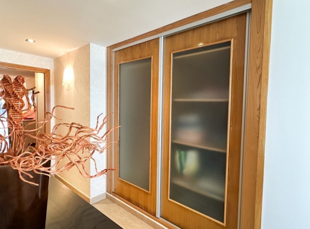 Resale - Apartment - Torrevieja - Playa De Los Locos