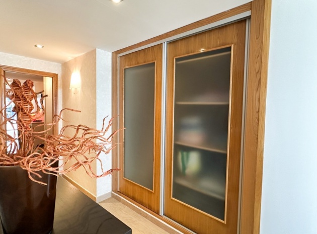 Resale - Apartment - Torrevieja - Playa De Los Locos