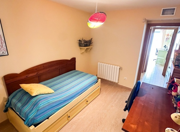 Resale - Apartment - Torrevieja - Playa De Los Locos