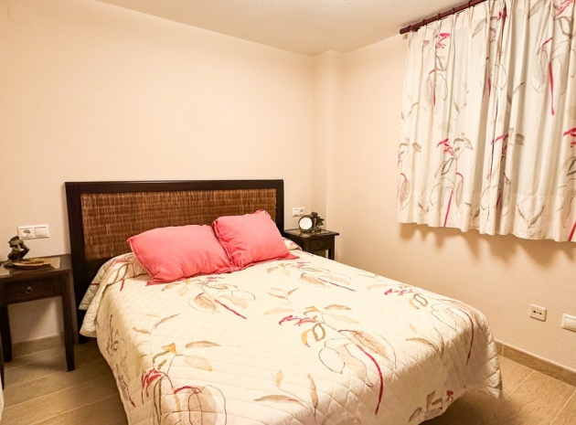 Resale - Apartment - Torrevieja - Playa De Los Locos