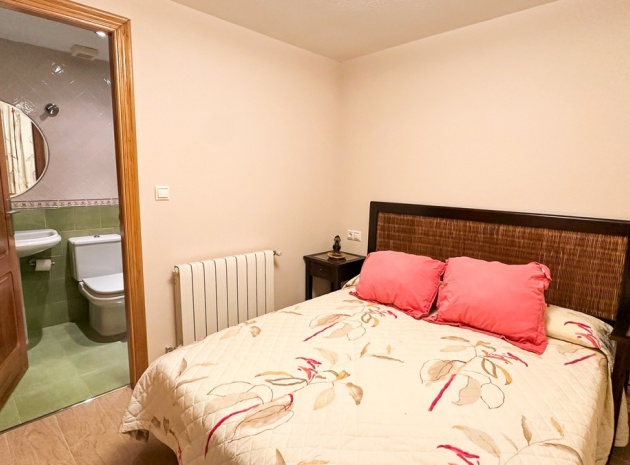 Resale - Apartment - Torrevieja - Playa De Los Locos
