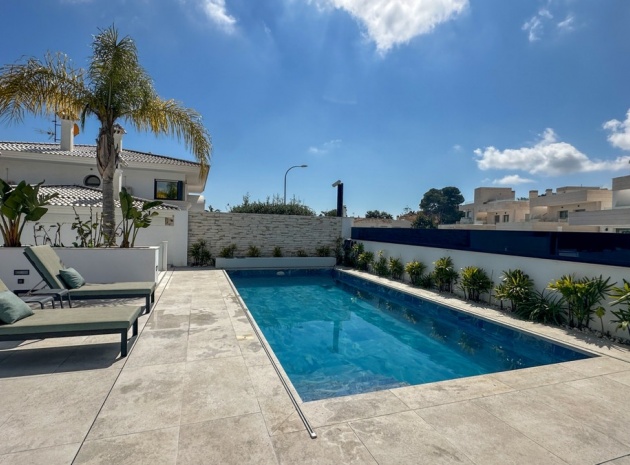Wiederverkauf - Villa - Orihuela - Villamartin