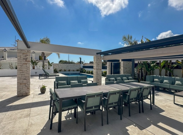 Wiederverkauf - Villa - Orihuela - Villamartin