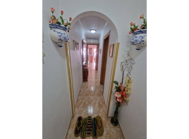 Återförsäljning - Lägenhet - Torrevieja - Torrevieja Centro