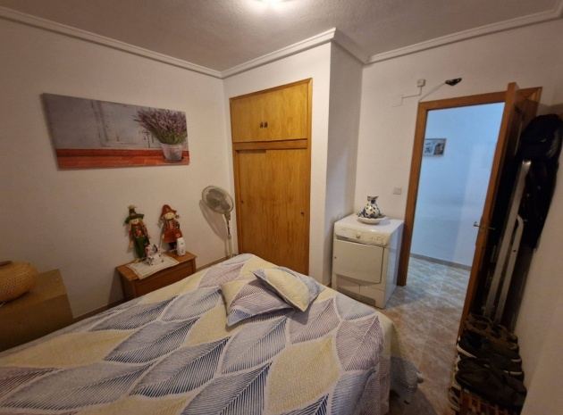 Återförsäljning - Lägenhet - Torrevieja - Torrevieja Centro