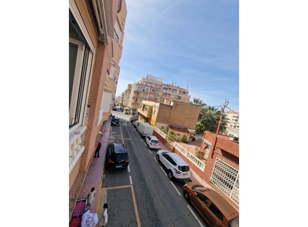 Återförsäljning - Lägenhet - Torrevieja - Torrevieja Centro