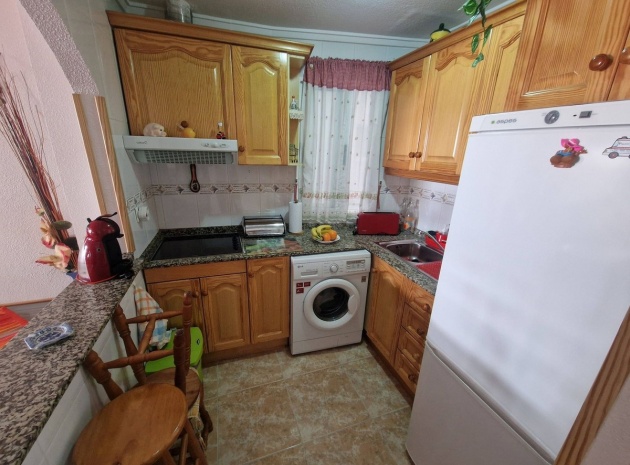Återförsäljning - Lägenhet - Torrevieja - Torrevieja Centro