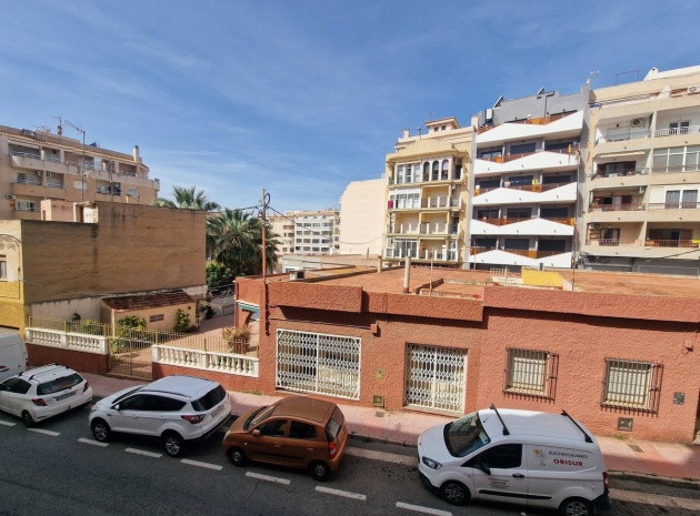 Återförsäljning - Lägenhet - Torrevieja - Torrevieja Centro