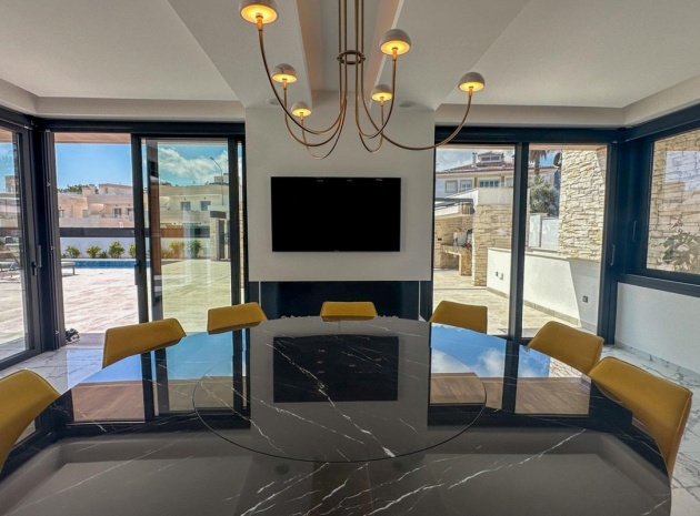 Wiederverkauf - Villa - Orihuela - Villamartin