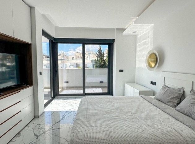 Wiederverkauf - Villa - Orihuela - Villamartin