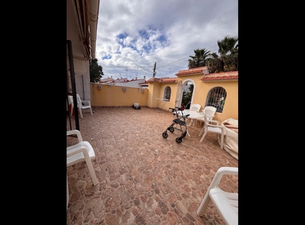 Wederverkoop - Herenhuis - Torrevieja - Torrevieja Centro